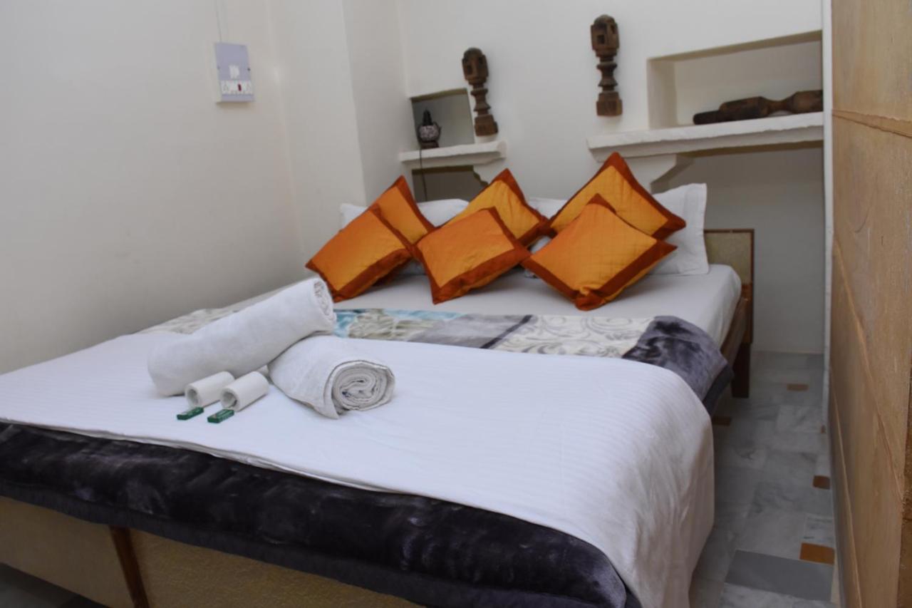 Rumi'S Home Stay Jaisalmer Dış mekan fotoğraf